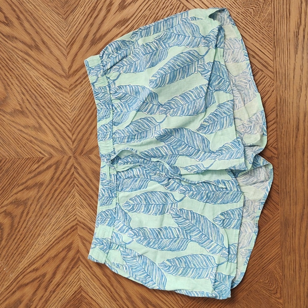 Vineyard Vines Palm Leaf Shorts